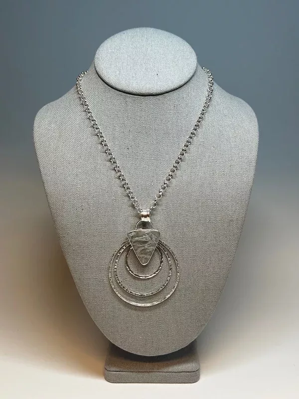 925-coaxal-circle-pendant-with-blue-moss-agate-sterling-silver-chain-br409 .925 COAXAL CIRCLE PENDANT WITH BLUE MOSS AGATE AND STERLING SILVER CHAIN BR409